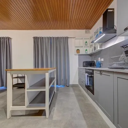Casa Marisa St Julians * San Ġiljan